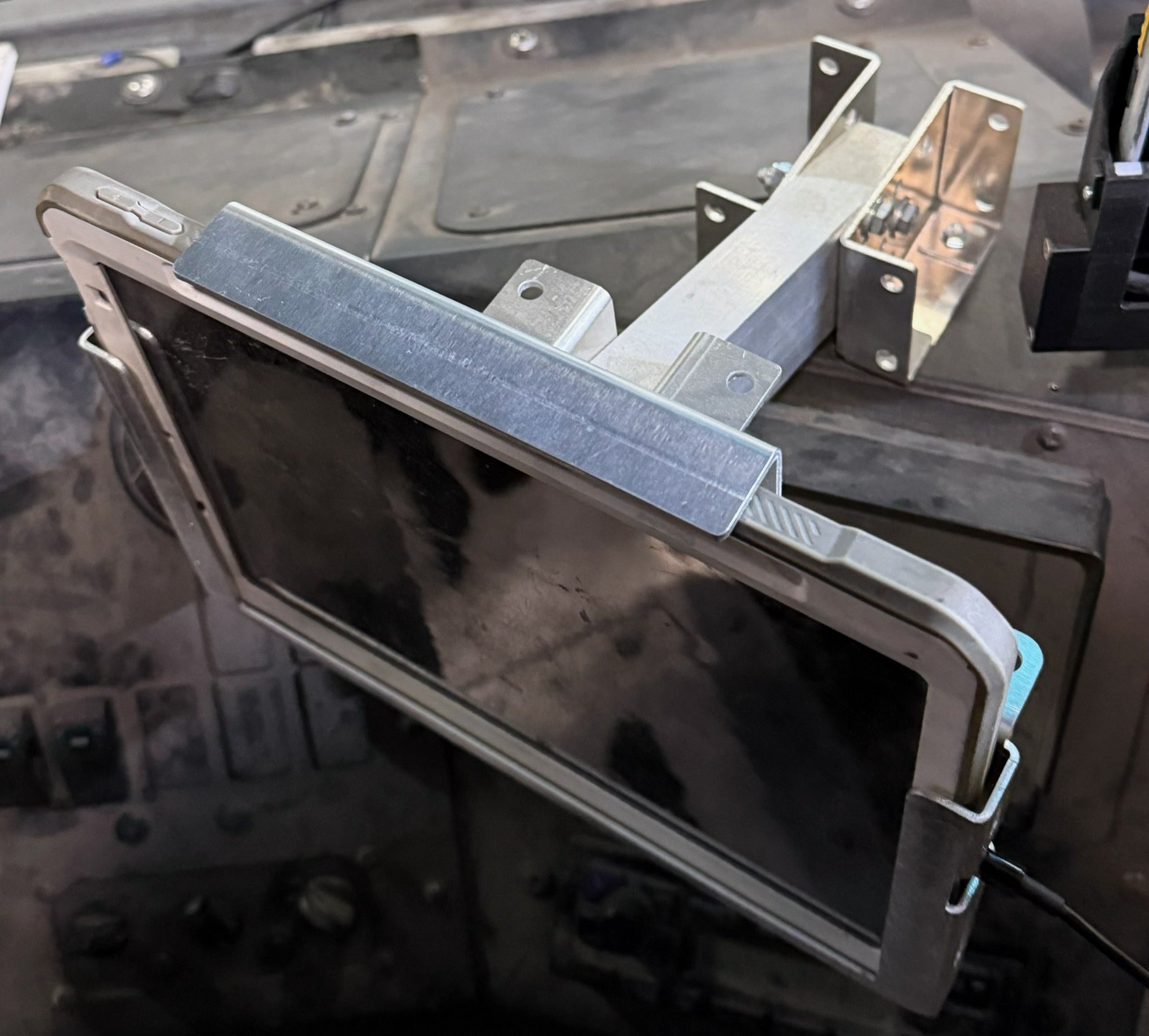 Heavy Duty Tablet Mount for Vehicles